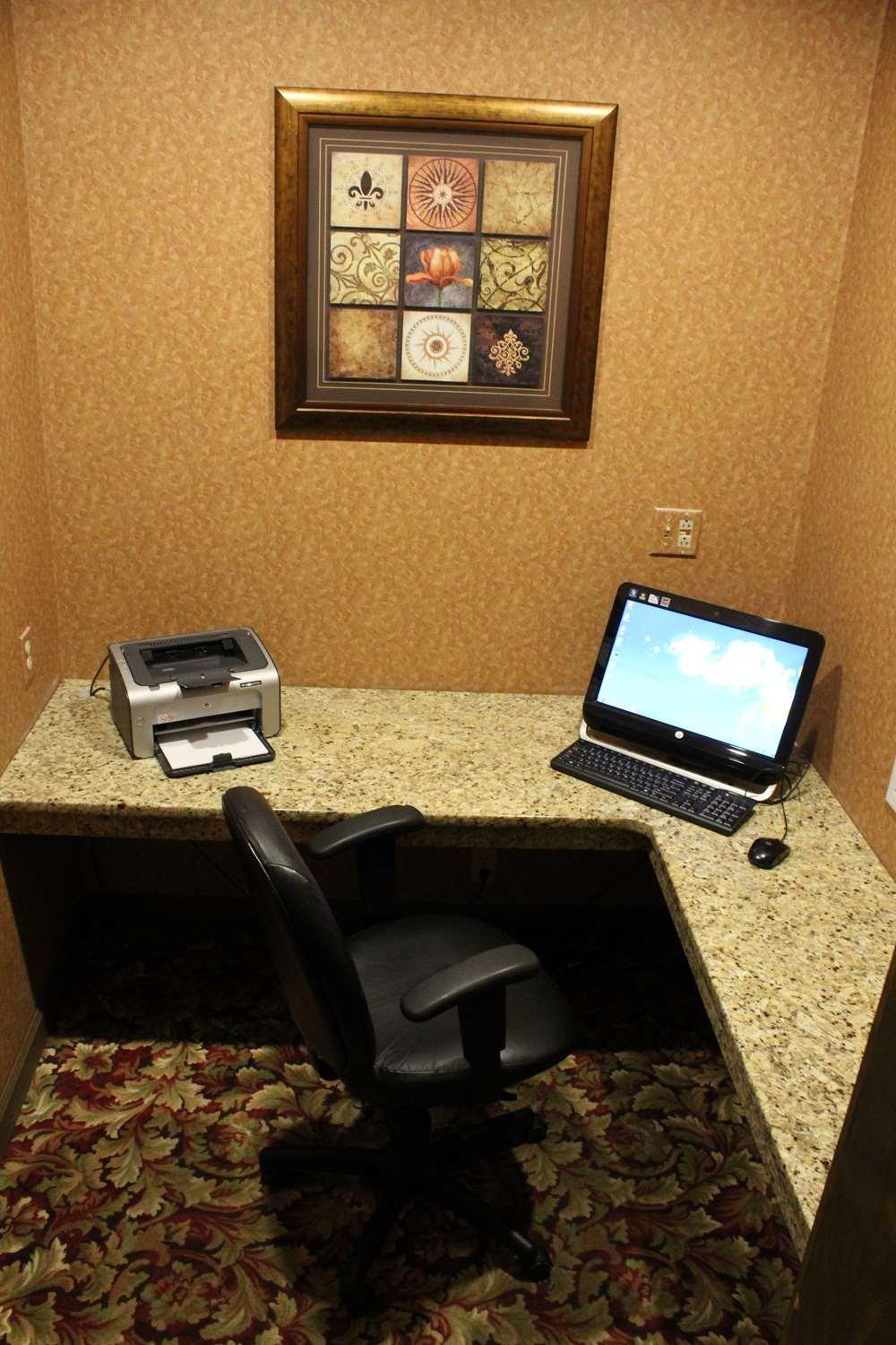 Surestay Plus Hotel By Best Western Southern Pines Pinehurst Екстериор снимка