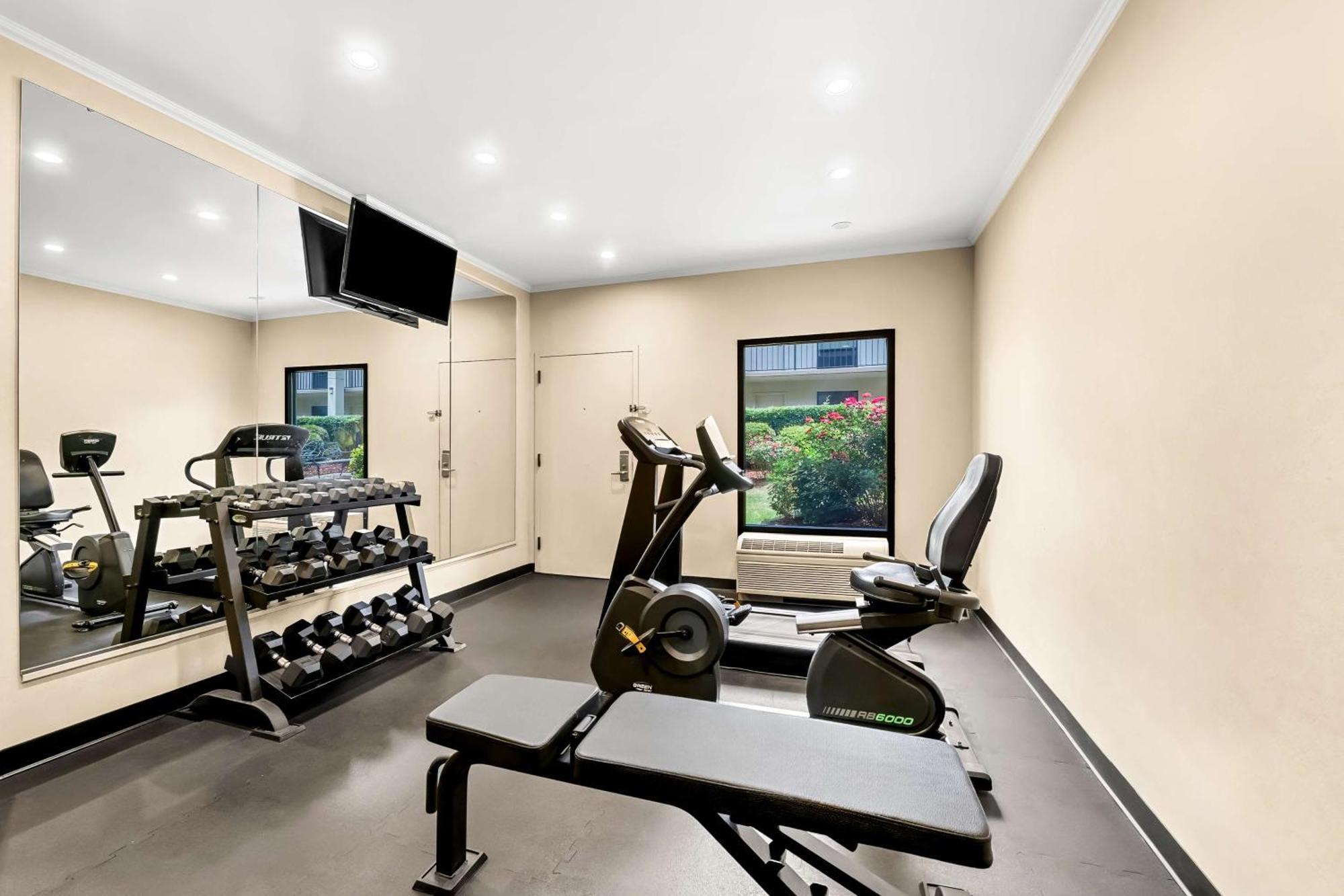 Surestay Plus Hotel By Best Western Southern Pines Pinehurst Екстериор снимка