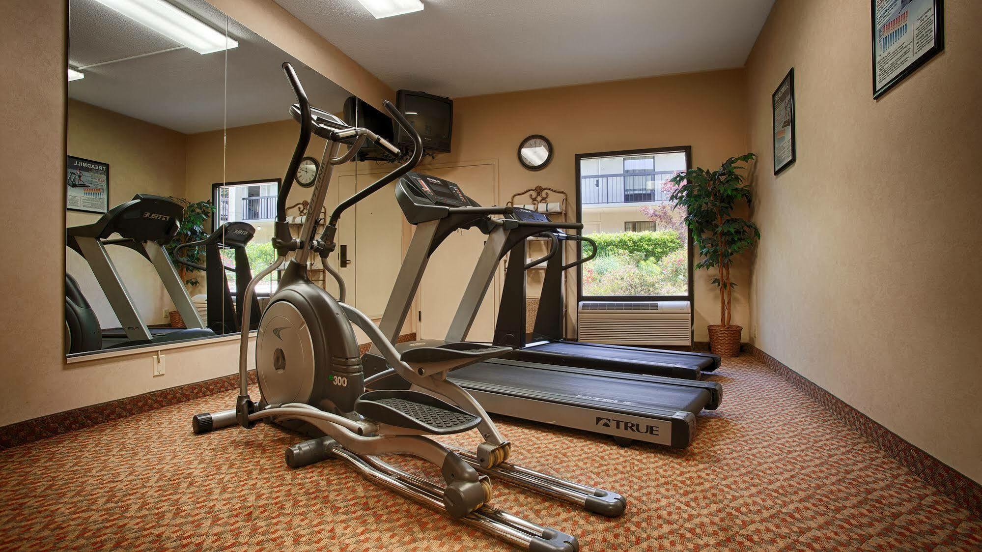 Surestay Plus Hotel By Best Western Southern Pines Pinehurst Екстериор снимка